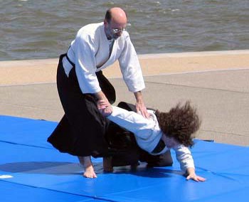 05_Festival Demonstration 2004_45